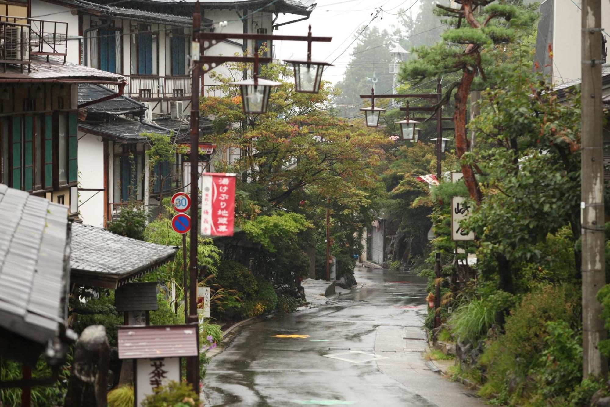 Yudanaka Yumoto Hotel Yamanouchi  Buitenkant foto