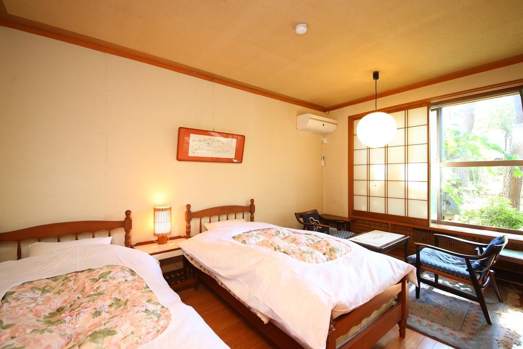 Yudanaka Yumoto Hotel Yamanouchi  Buitenkant foto