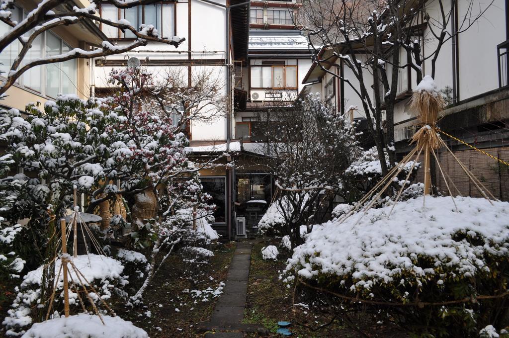 Yudanaka Yumoto Hotel Yamanouchi  Buitenkant foto
