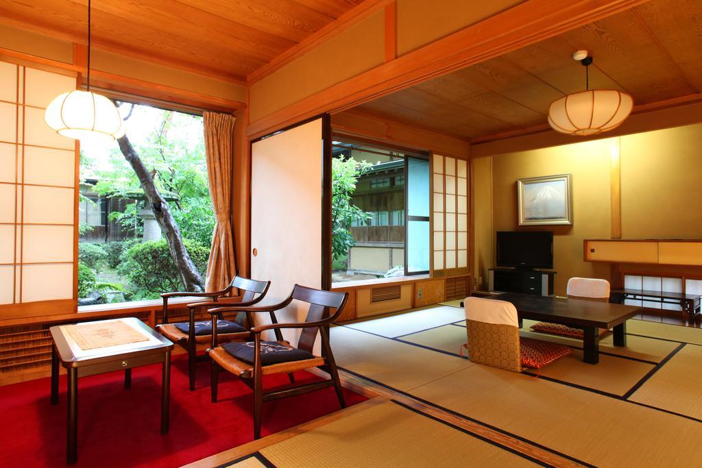 Yudanaka Yumoto Hotel Yamanouchi  Buitenkant foto