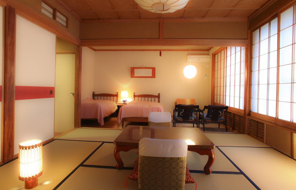 Yudanaka Yumoto Hotel Yamanouchi  Buitenkant foto